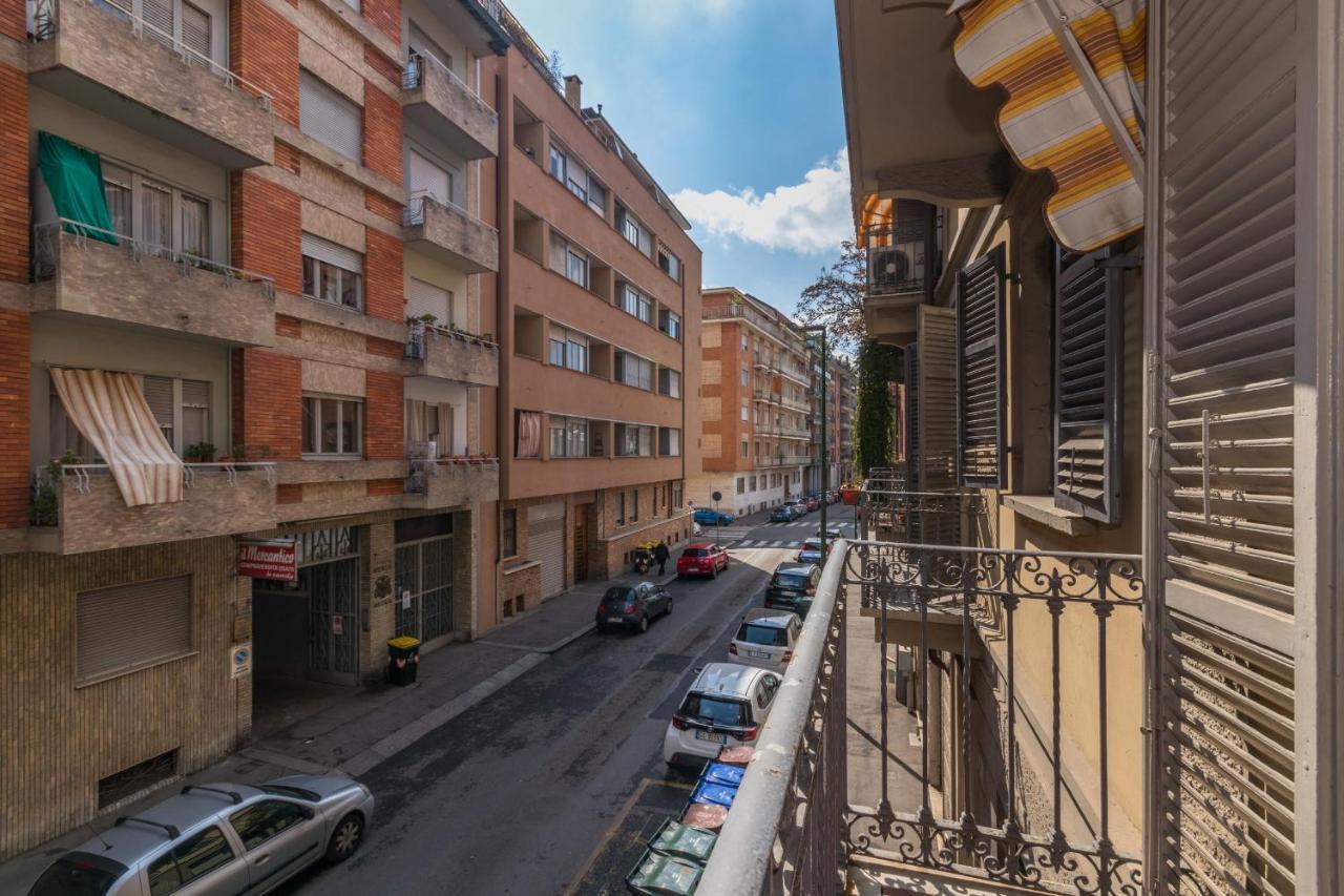 Appartamento In Piazza Adriano In Zona Cenisia Turín Exteriér fotografie